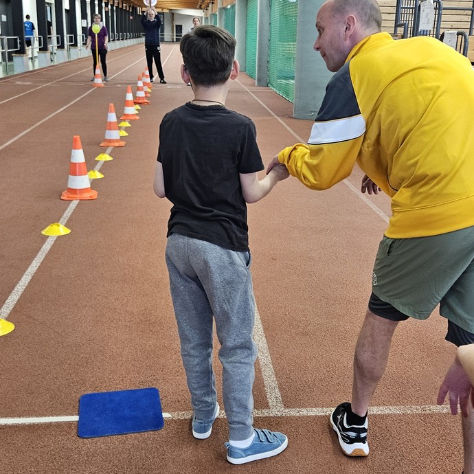 Sportfest im Ahorn-Sportpark (vergrößerte Bildansicht wird geöffnet)