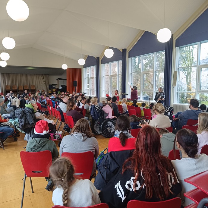 Adventssingen (vergrößerte Bildansicht wird geöffnet)